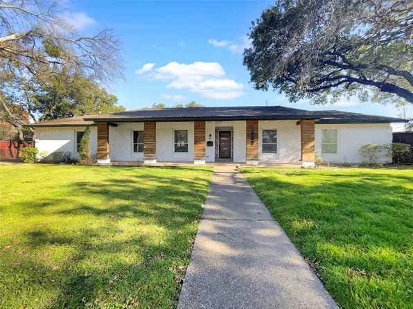 3855 Crest Cove Cir, Dallas, TX 75244