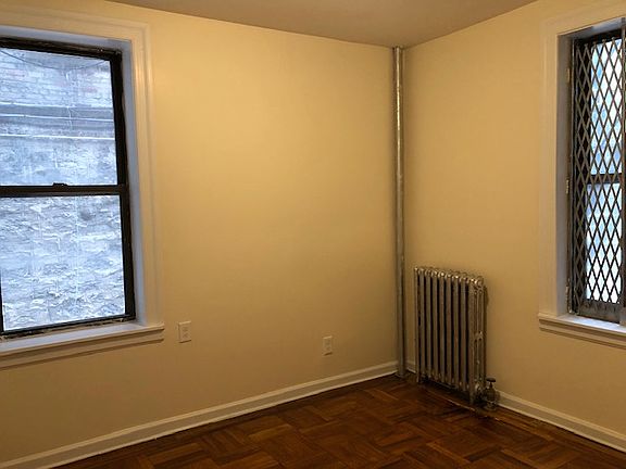 5th image of 2 Adrian Ave #B1