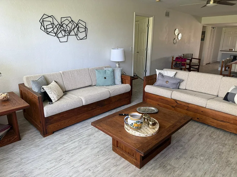1408 Palm Beach Trace Dr