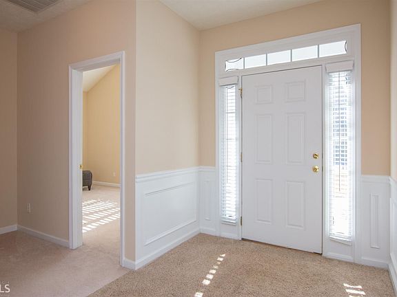 3rd image of 3221 Cooper Woods Dr