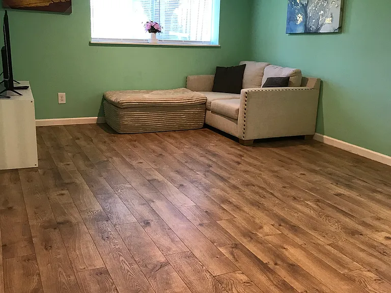 3 Midvale Dr — Photo 2
