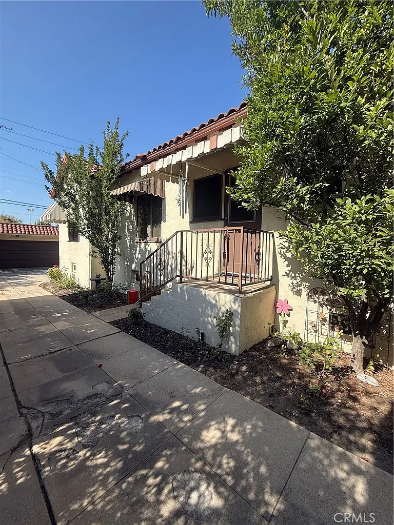 2 bed, 1238 sqft, $3,700 — Photo 3