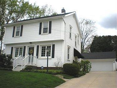 1st image of 144 Davenport Ave