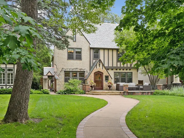 130 Mississippi River Blvd S, Saint Paul, MN 55105