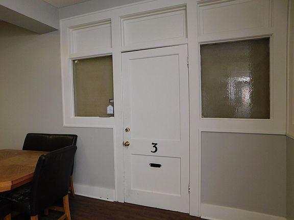 3rd image of 114 S Main St #3