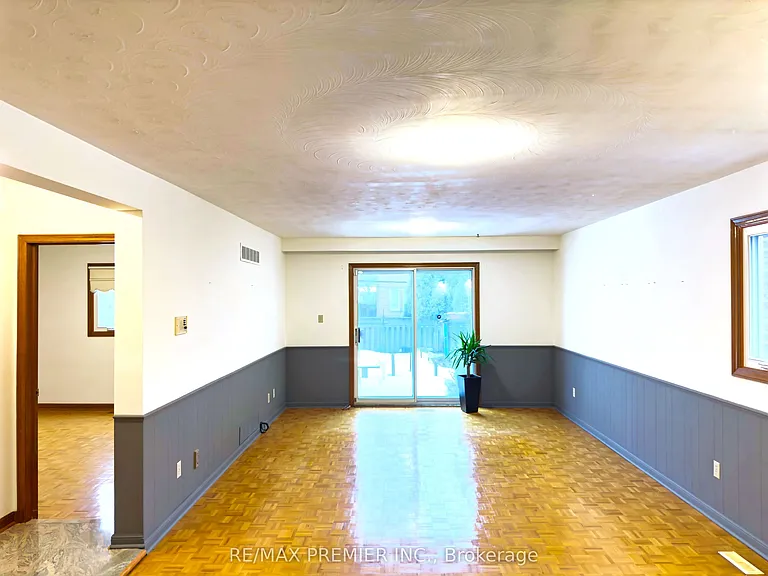 56 Fairchild Ave #MAIN — Photo 11
