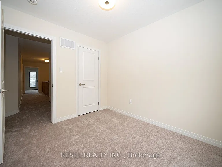 31 Wakeling Dr — Photo 28