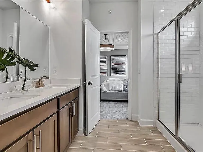 257 Holden Way — Photo 32