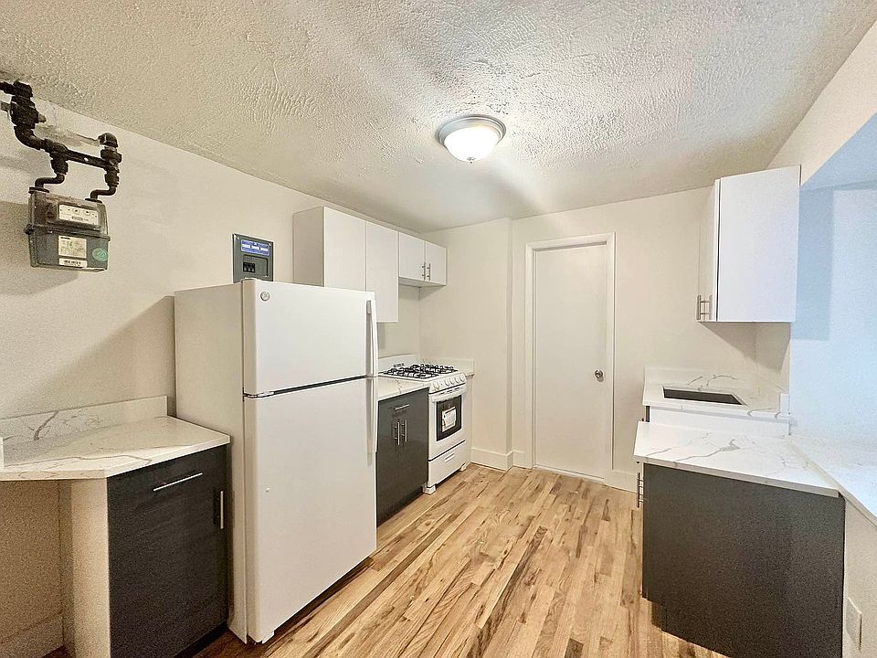 1st image of 184 Franklin St #Da