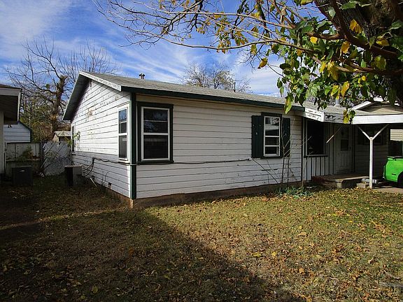 2nd image of 2842 Highland Ave