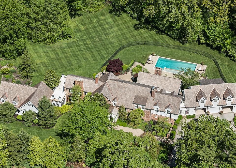 8 Fordyce Ln, Saint Louis, MO 63124 Zillow