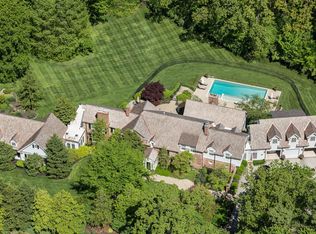 8 Fordyce Ln, Saint Louis, MO 63124