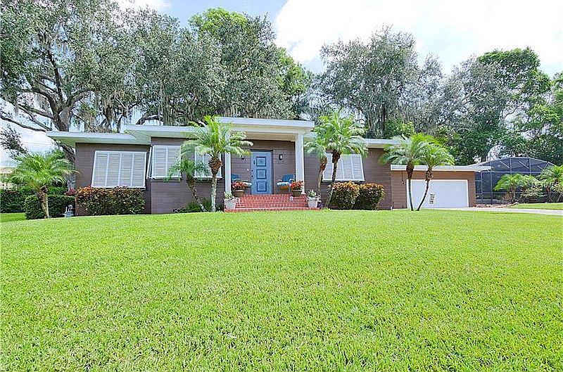 1st image of 212 Palm Ln
