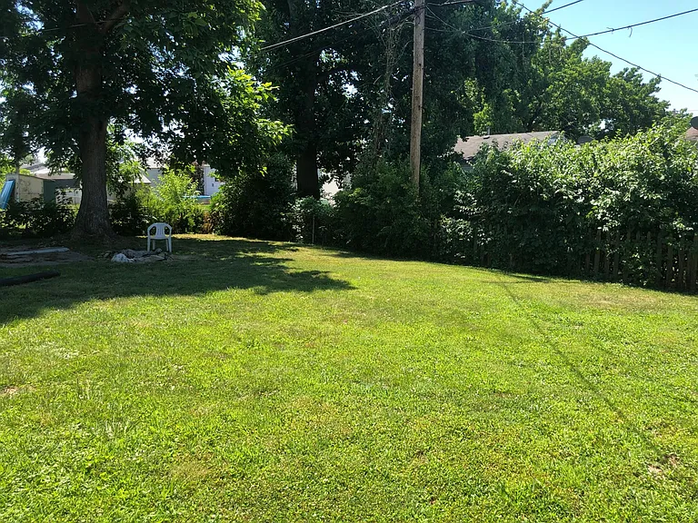 13 Calumet Dr — Photo 3