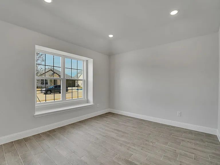 2905 Cantoni Crk — Photo 19