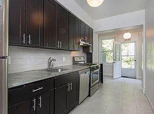 167 Sunnyside Ave #1, Brooklyn, NY 11207
