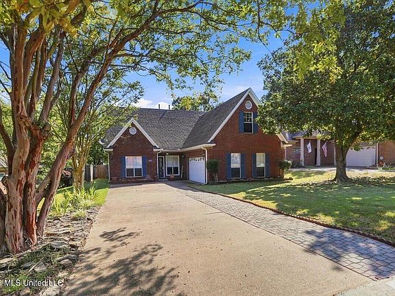 3rd image of 4500 Nicholas Ln