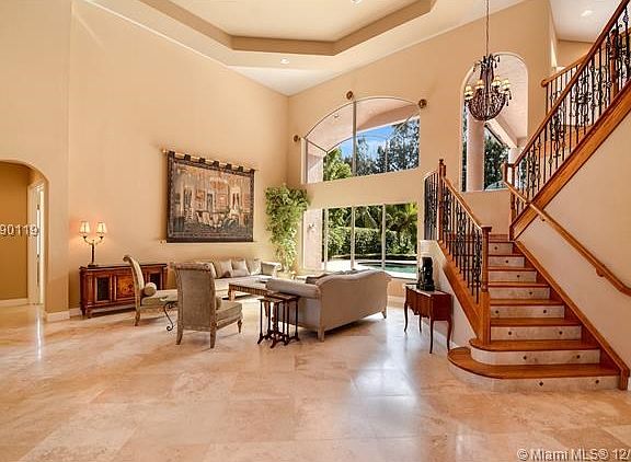 3rd image of 10090 S Lake Vista Cir