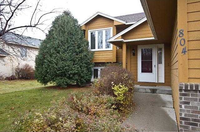 1st image of 804 Woodridge Dr S