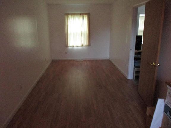 3rd image of 5112 Trescott Dr