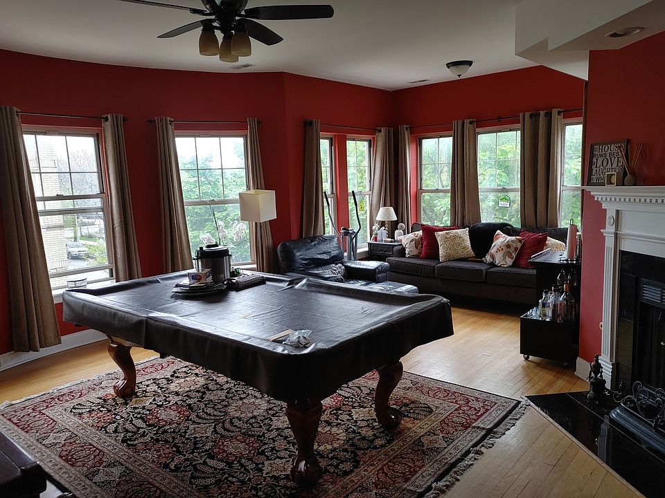 2nd image of 824 W Sunnyside Ave APT 2