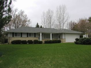 14065 W Glendale Ave, Brookfield, WI 53005