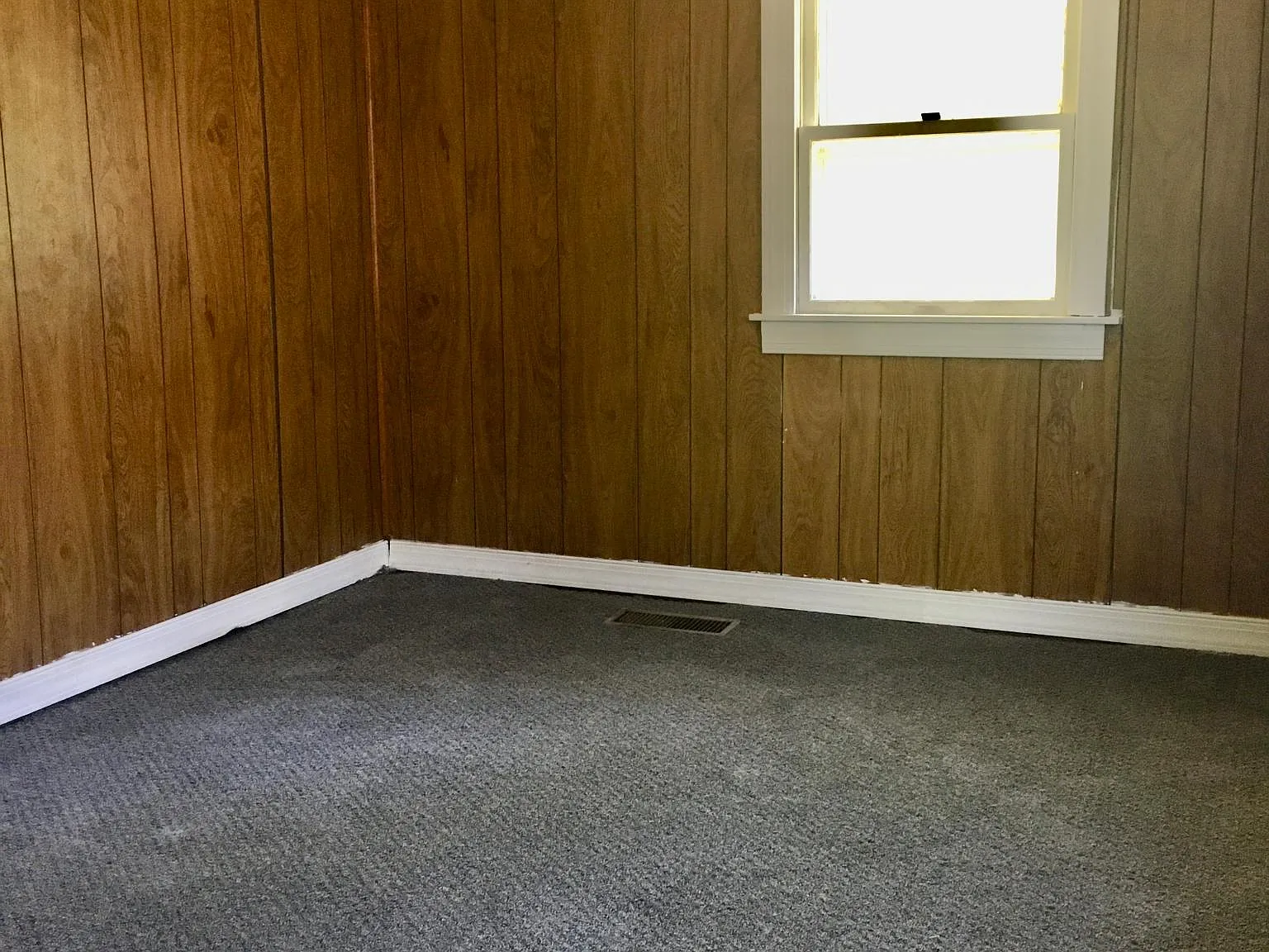 2211 Pegg Rd — Photo 3