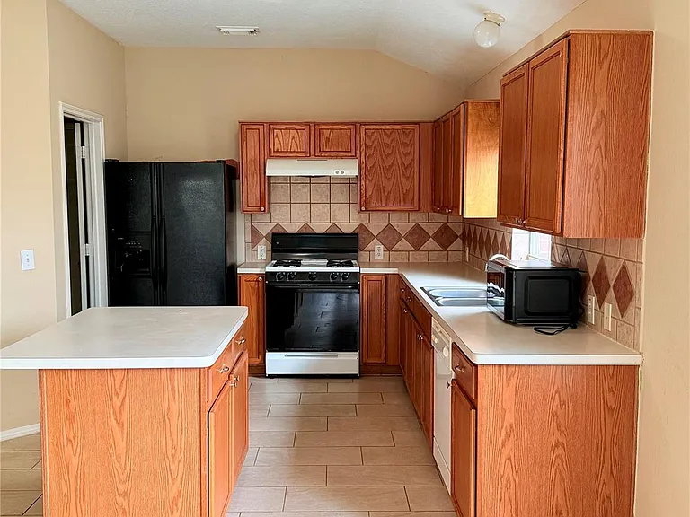 10610 Sugar Place Ct — Photo 5