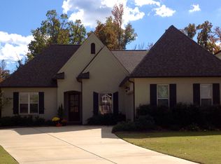348 Windsor Dr N, Oxford, MS 38655