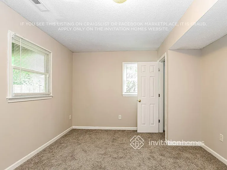 1511 Vance St — Photo 12