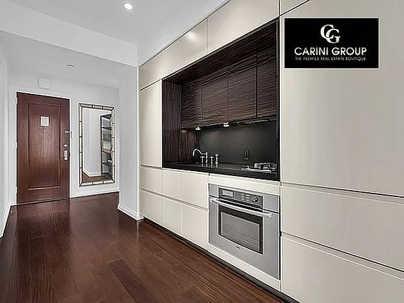 4th image of 55 Wall St APT 616