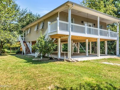 105 Stennis St, Pass Christian, MS, 39571