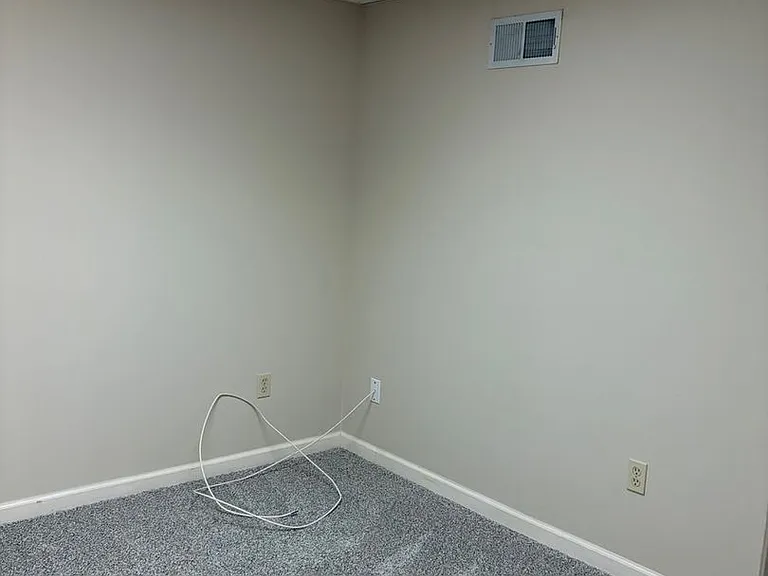 1716 Highview Circle Ct — Photo 24