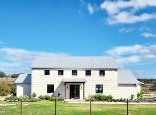 621 Stanton Rd, Johnson City, TX 78636