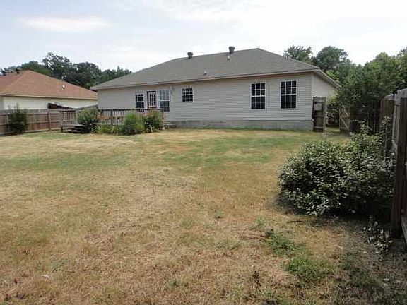 3rd image of 22 Shamsie Dr
