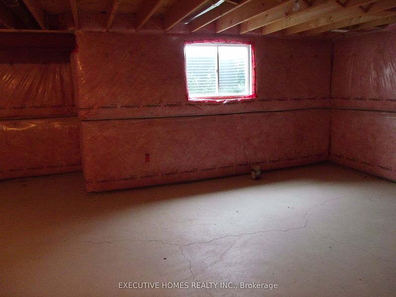 Woodstock House for rent - 3 Bedrooms — photo 11