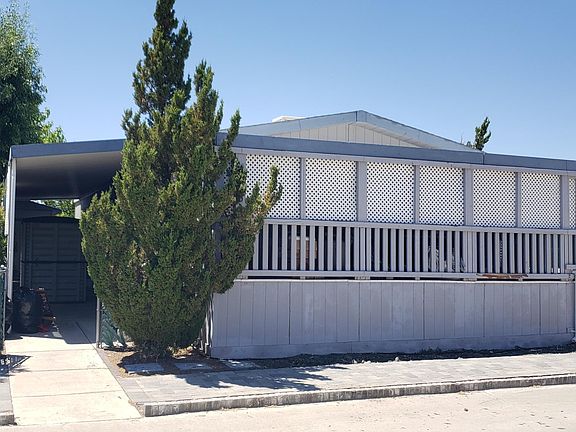 2nd image of 45465 N 25th St #256