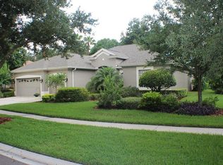 5936 Cherry Oak Dr, Valrico, FL 33596