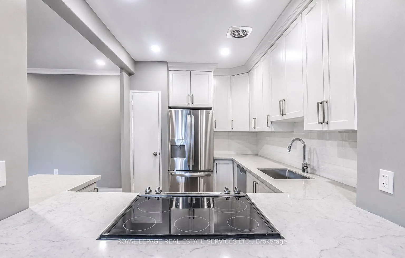 2 bed, $2,850 — Photo 3