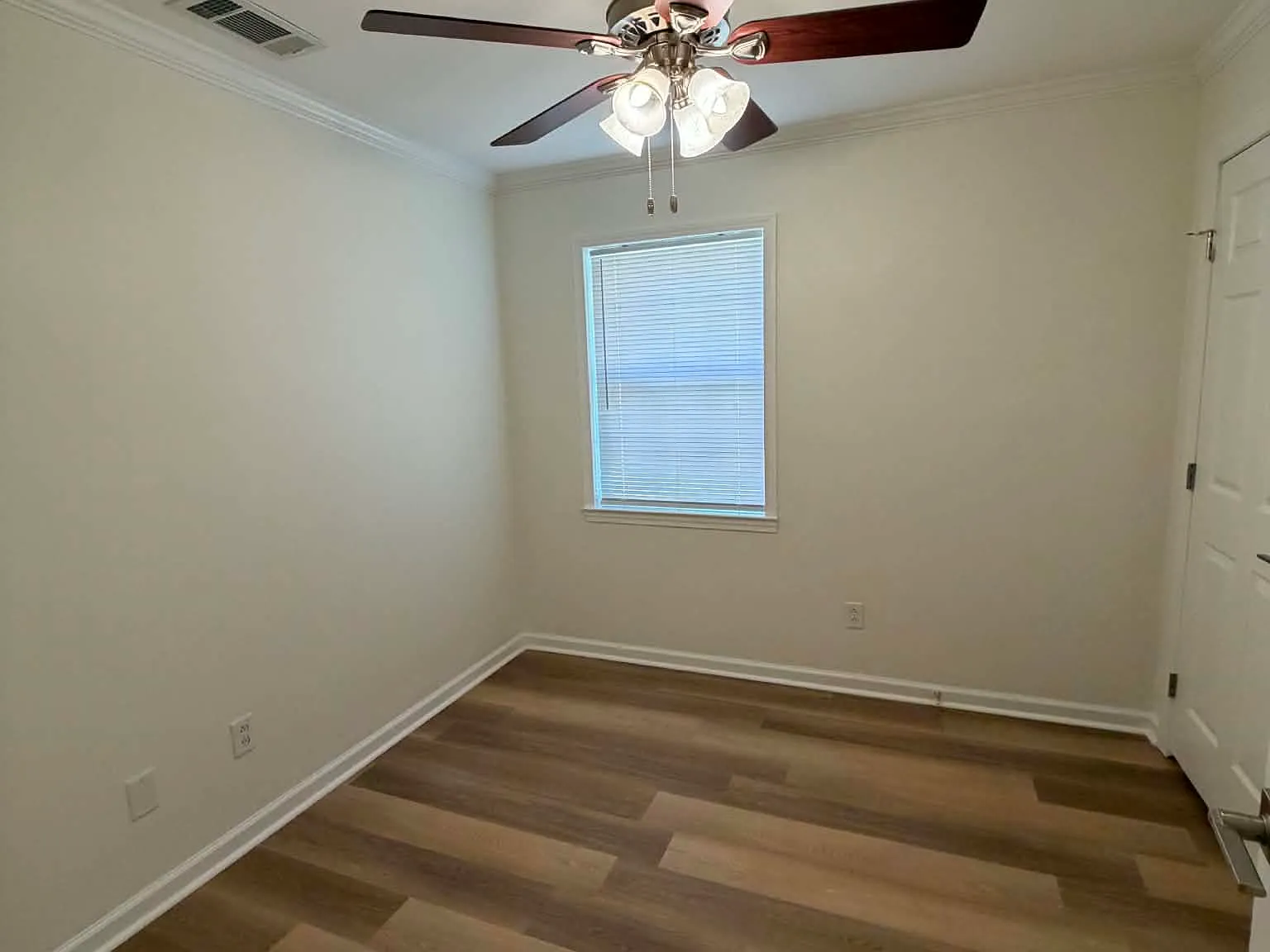4 bed, 1779 sqft, $2,000 — Photo 1