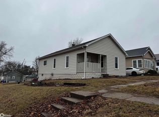 3102 Avenue J, Fort Madison, IA 52627