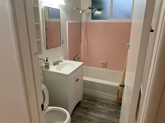 5th image of 816 E Garfield Ave #B