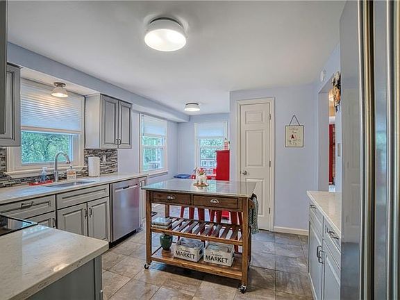 5th image of 4139 Dundee Dr