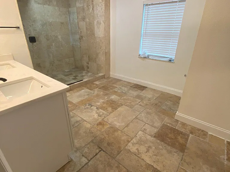 123 E Harding St — Photo 12