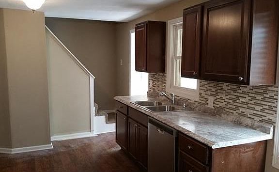 4th image of 3020 S 9th St