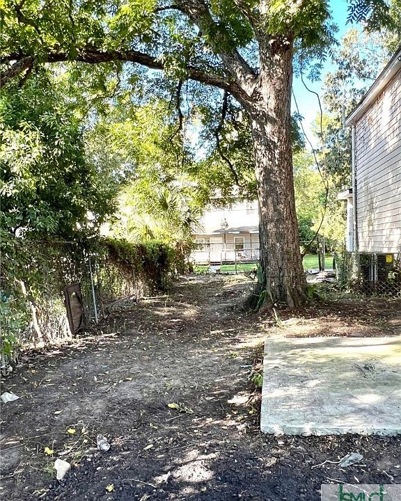 2nd image of 1205 E Bolton Street