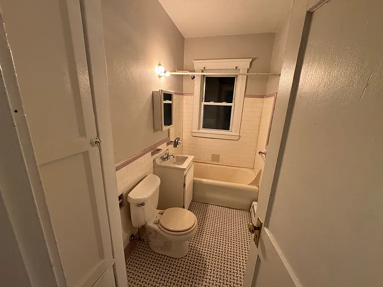 38 Estes St #15 — Photo 5