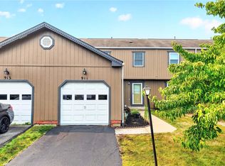 911 Sunset Cir, Cranberry Township, PA 16066