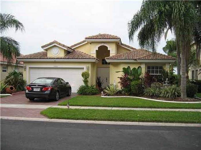 1st image of 13800 NW 22nd St