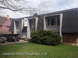 2nd image of 815 E Ivinson St #8